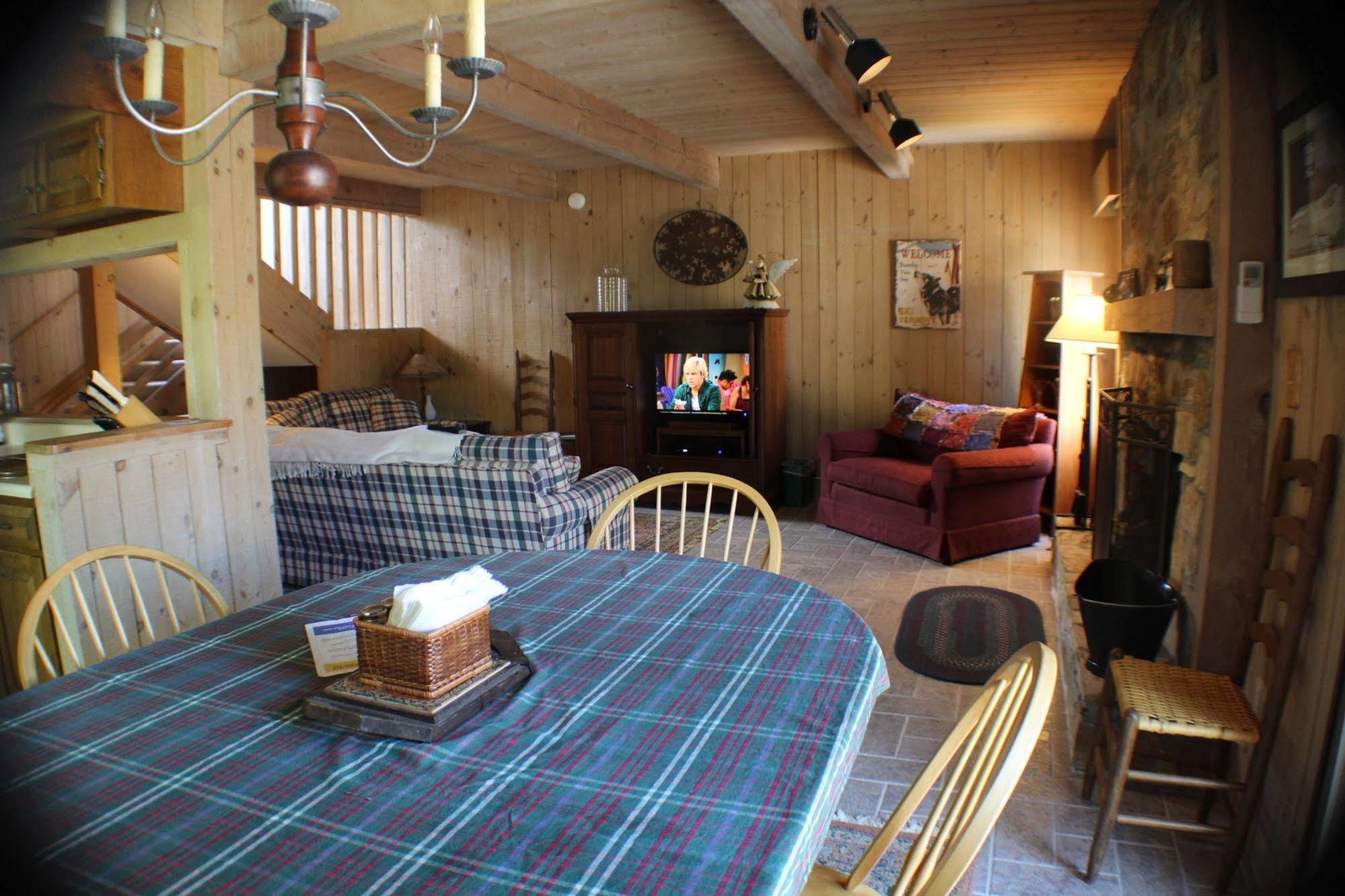 Bromley View Inn Bondville Exterior foto