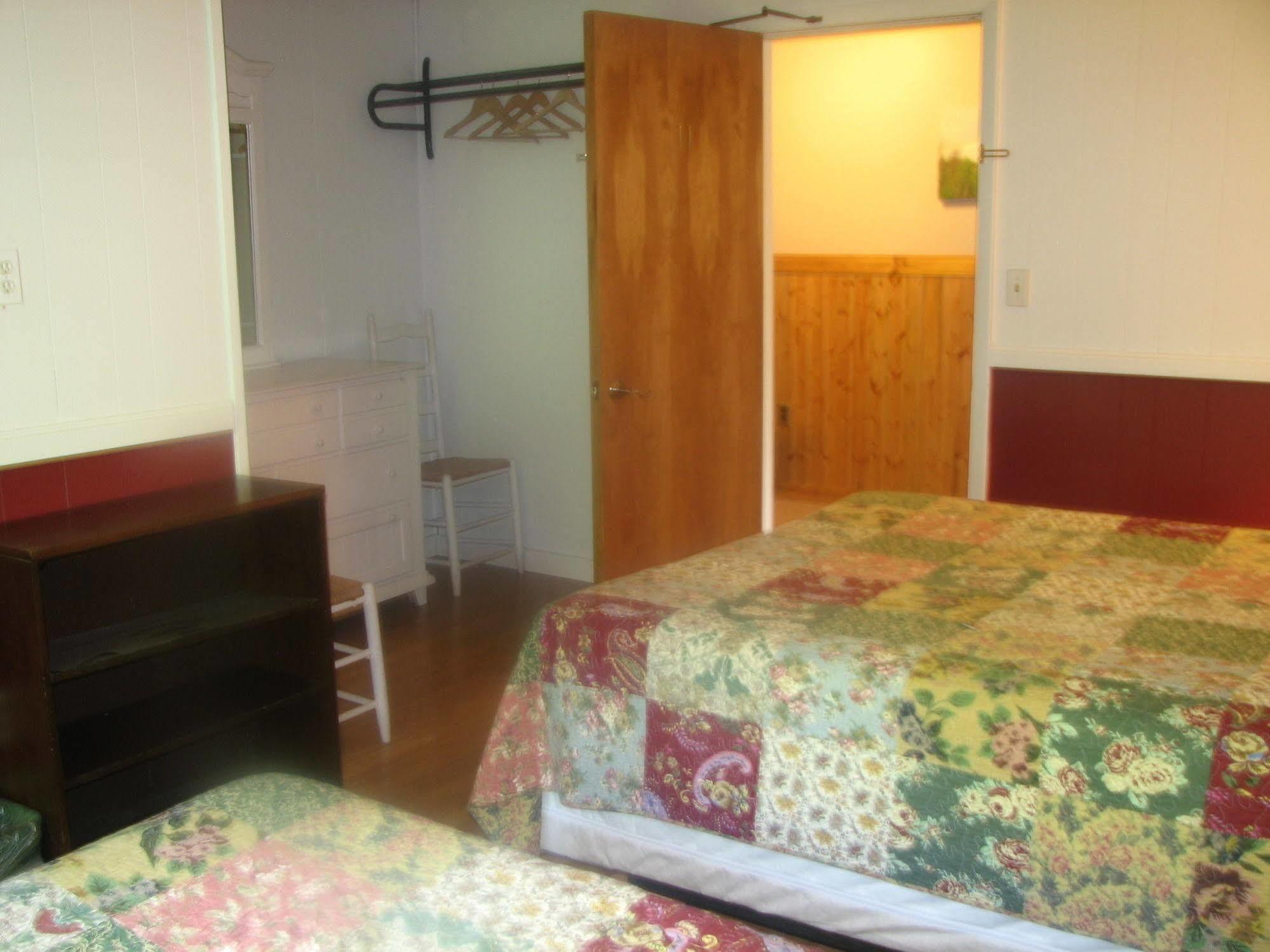 Bromley View Inn Bondville Exterior foto
